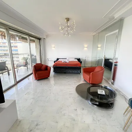 Superbe 4 Pieces Vue 320l Del 아파트