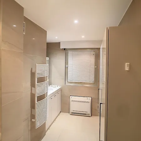 Superbe 4 Pieces Vue 320l Del