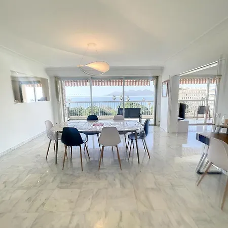 Superbe 4 Pieces Vue 320l Del Cannes