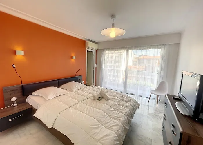 Superbe 4 Pieces Vue 320l Del كان